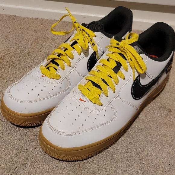 Nike Air Force 1 LV8 Go The Extra Smile Size 10.5 DO5853-100 - Picture 1 of 9